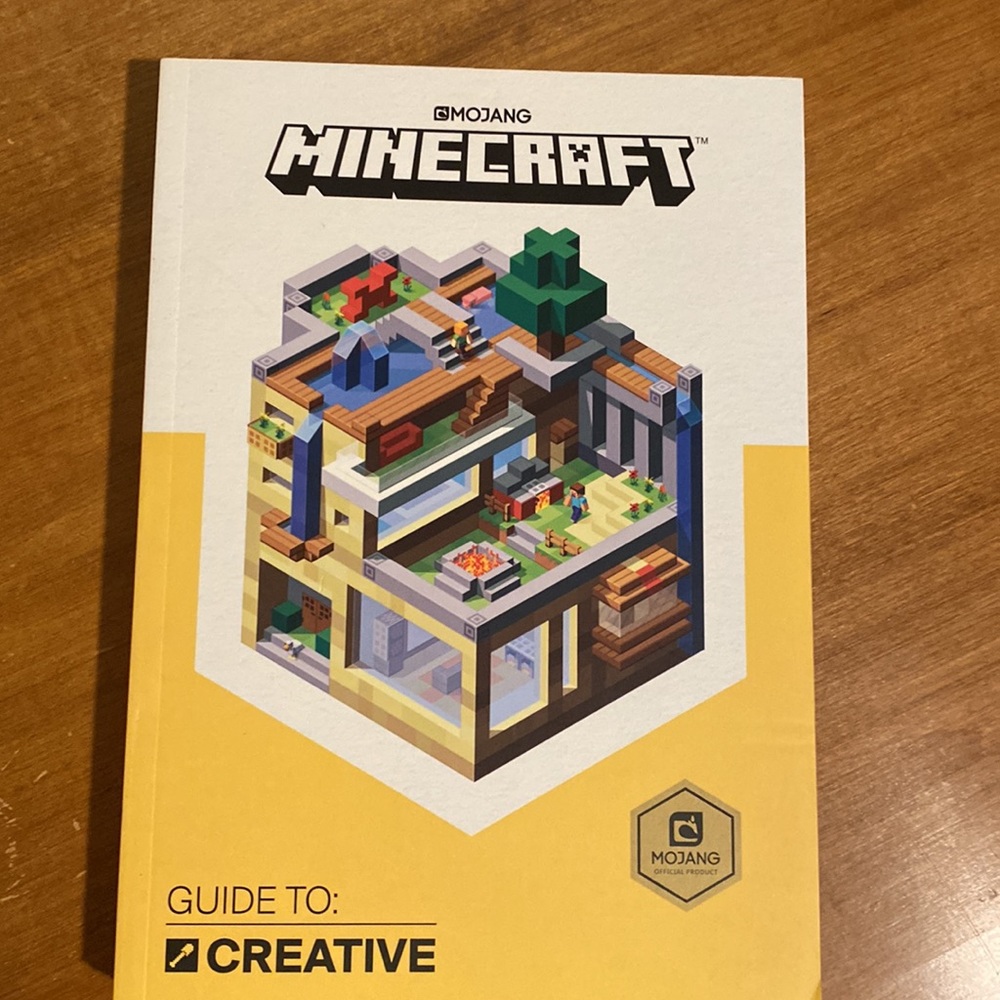 Minecraft: Guide Collection 4-Book set - Picture 5 of 8